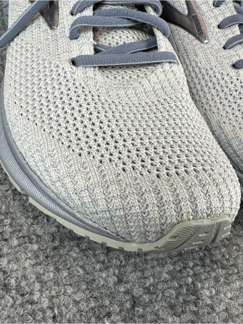 Brooks Revel 3 Womens Size 10 B Grey Silver Running Shoes 1203021B021 Sneakers - Picture 5 of 15